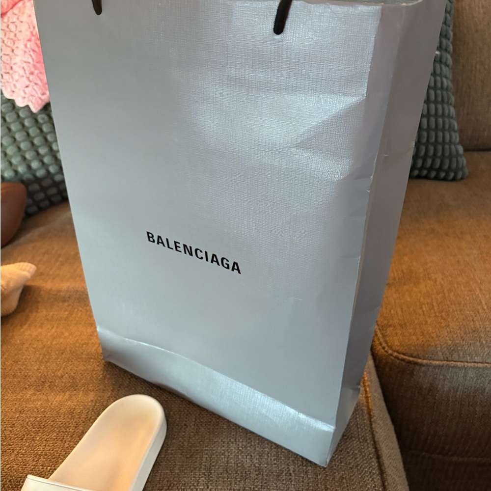 Balenciaga Ladies Cream Slide Sandals - Picture 6 of 6